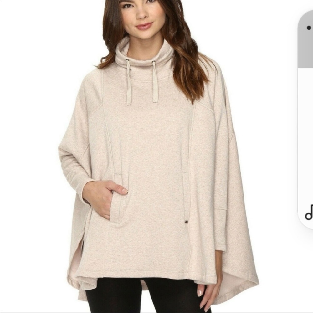 UGG fleece poncho size XS/S